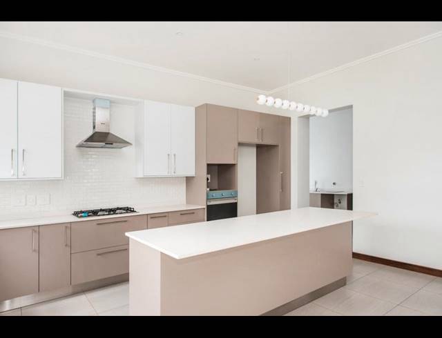 4 BEDROOM HOUSE FOR SALE IN ST ANDREWS